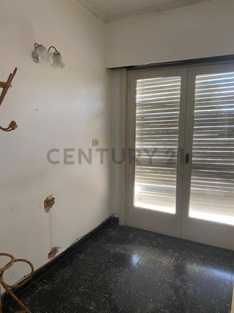 41 Esquina 14. en Venta Casa de Estilo con 4 Dorm.. Casco Urbano 2