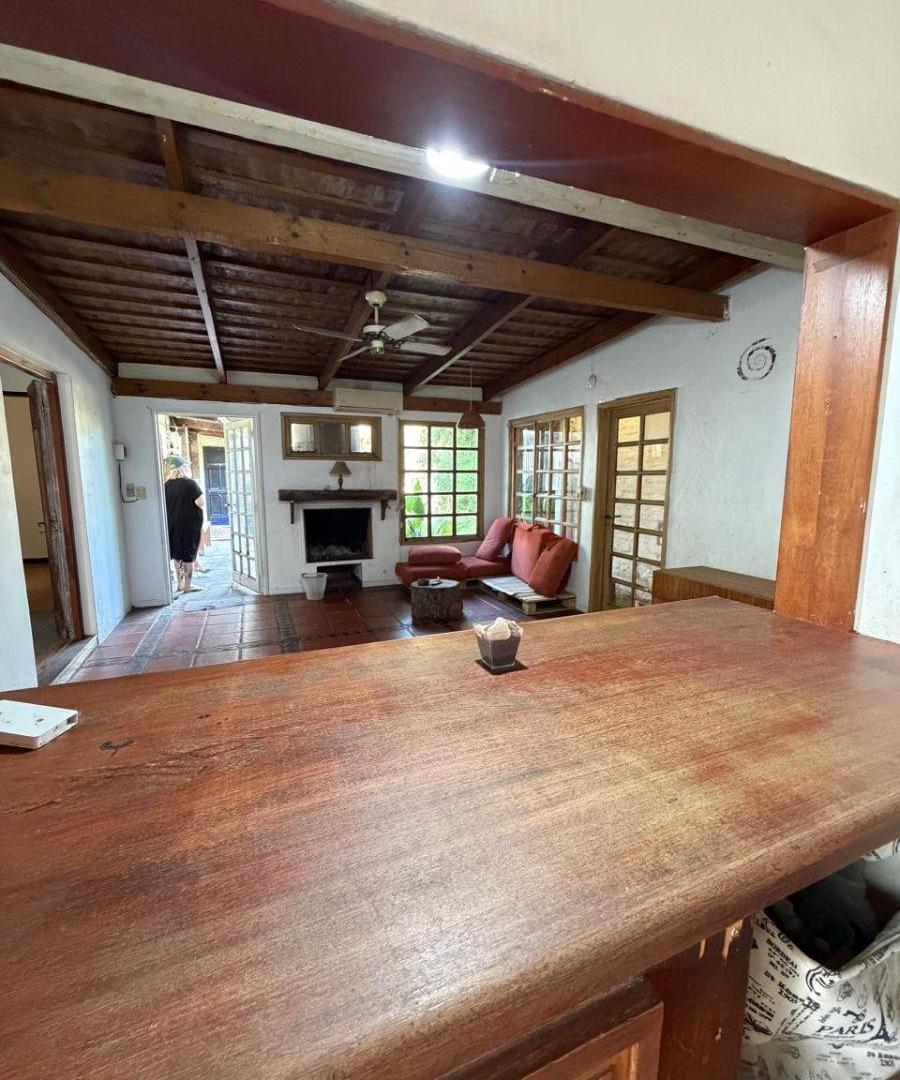 Casa con 450 m² 3 habitaciones en venta en Temperley