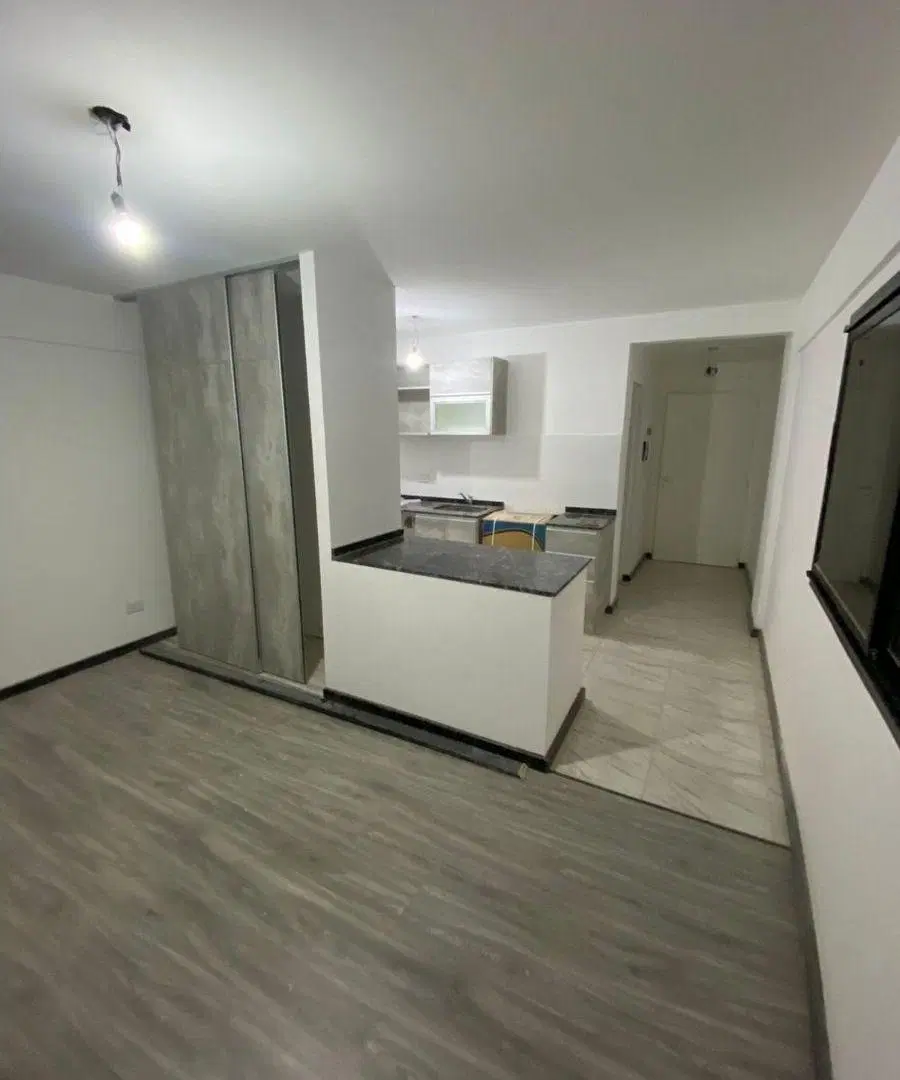 Venta Monoambiente Exclusivo 38 m² Frente Estación Banfield 3
