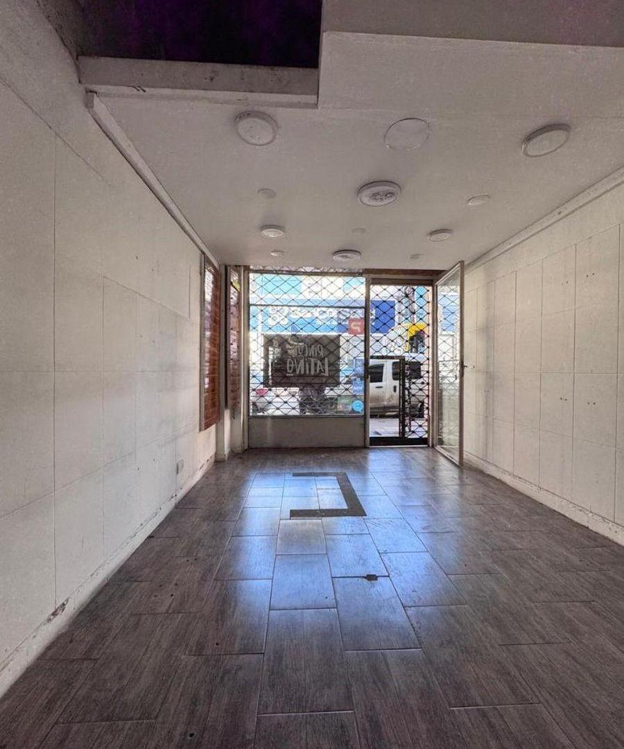 Local Comercial en Alquiler en Pleno Centro de Lomas de Zamora | Excelente Ubicación