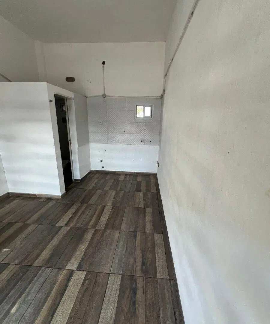 Local Comercial en Venta a Metros de Boulevard Armesti | Banfield | Excelente Ubicación 5
