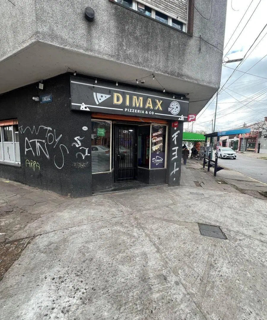 Local Comercial en Esquina de 100 m² | Gran Exposición | Gas Natural | Apto Todo Destino 5