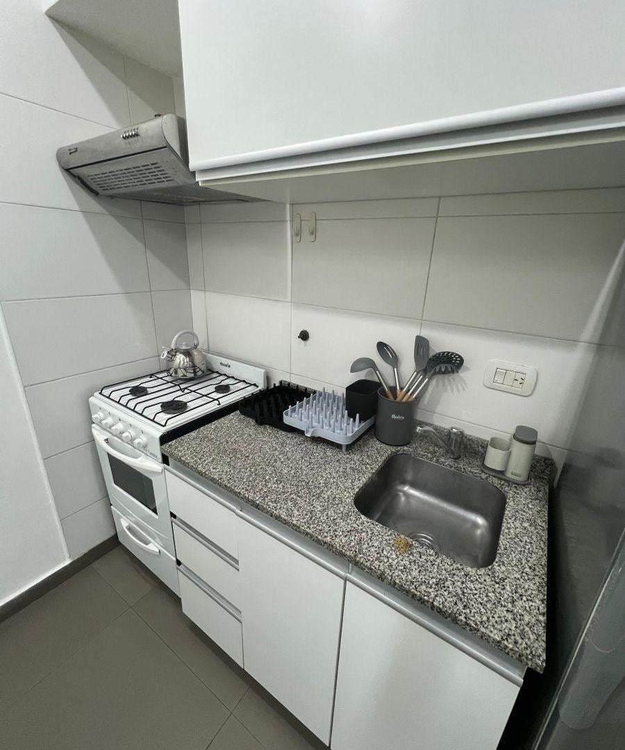 Foto de Alquiler Temporario | Monoambiente Amoblado Premium en Lomas de Zamora, imagen 4