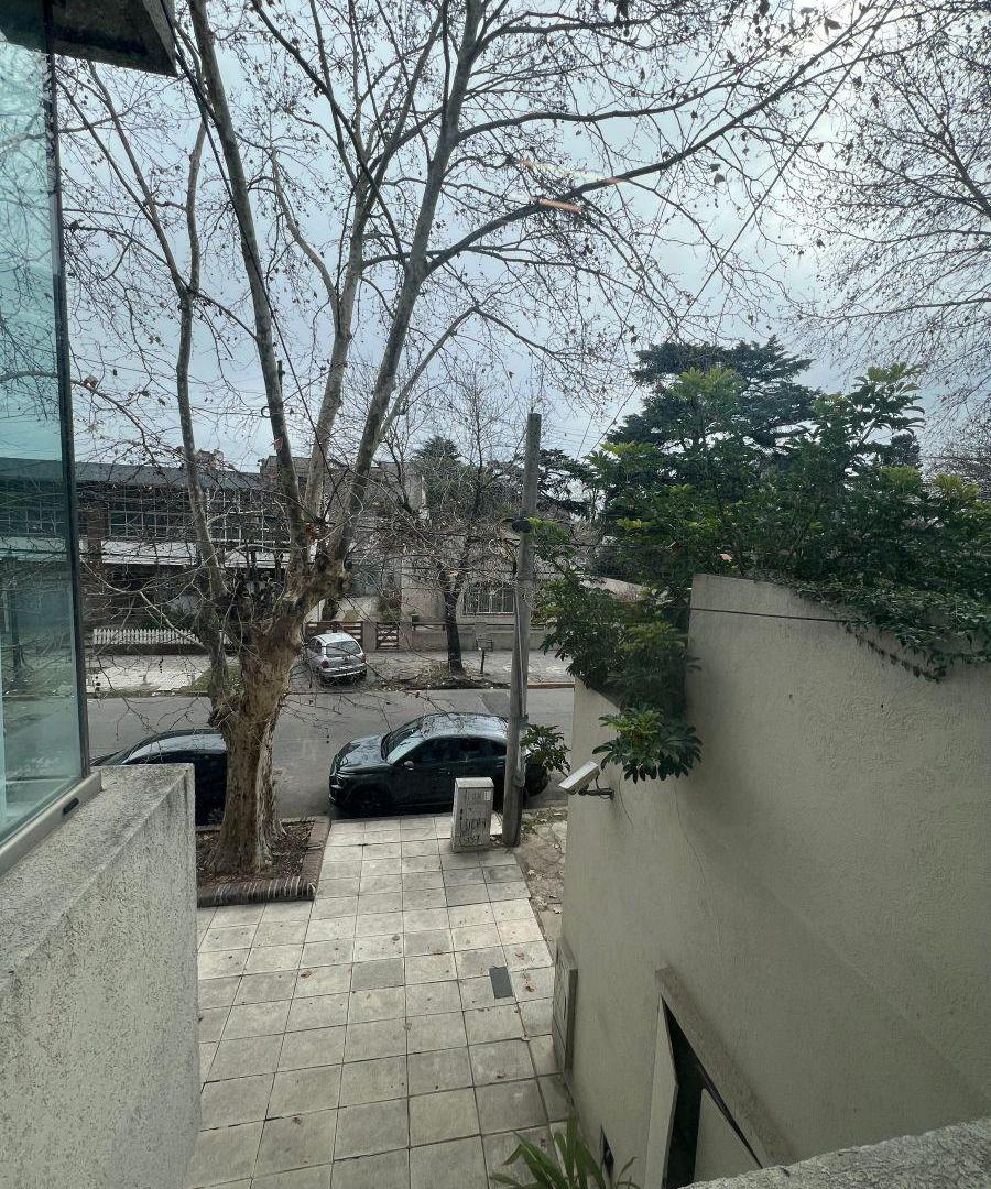 Foto de Oficina 2 ambientes en alquiler en Adrogué, a media cuadra de la, imagen 3