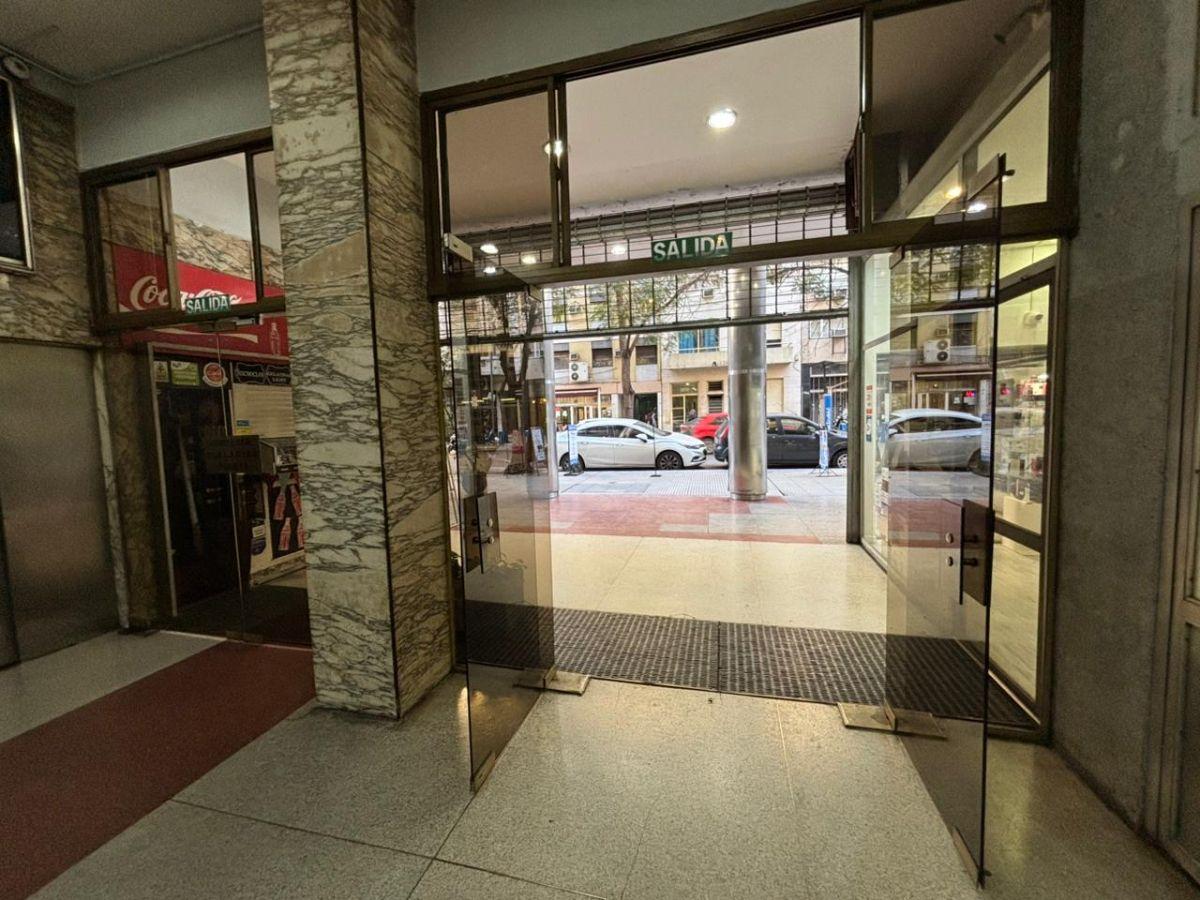 Foto de Oficina en Venta al Frente en Piso Alto | Tribunales Capital Federal, imagen 2