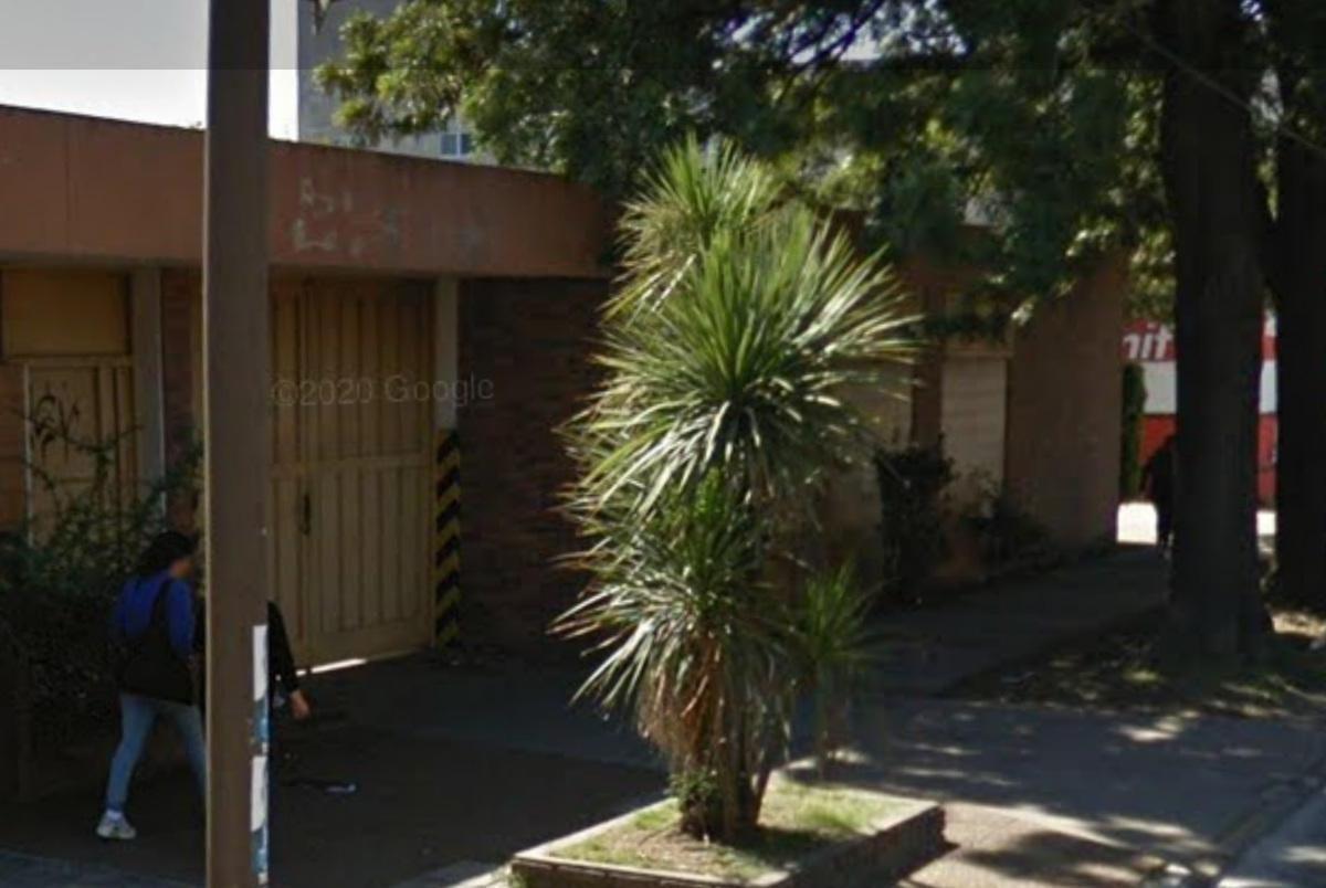 Venta Galpón Bernal 3