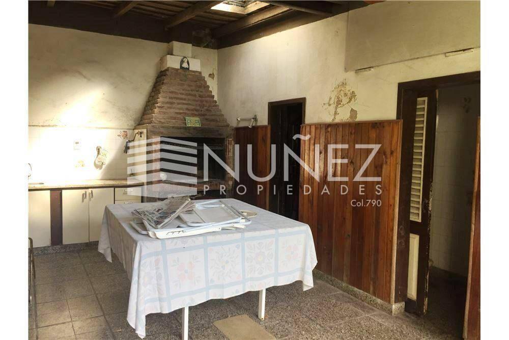 Venta Casa 6 Ambientes Bernal 1