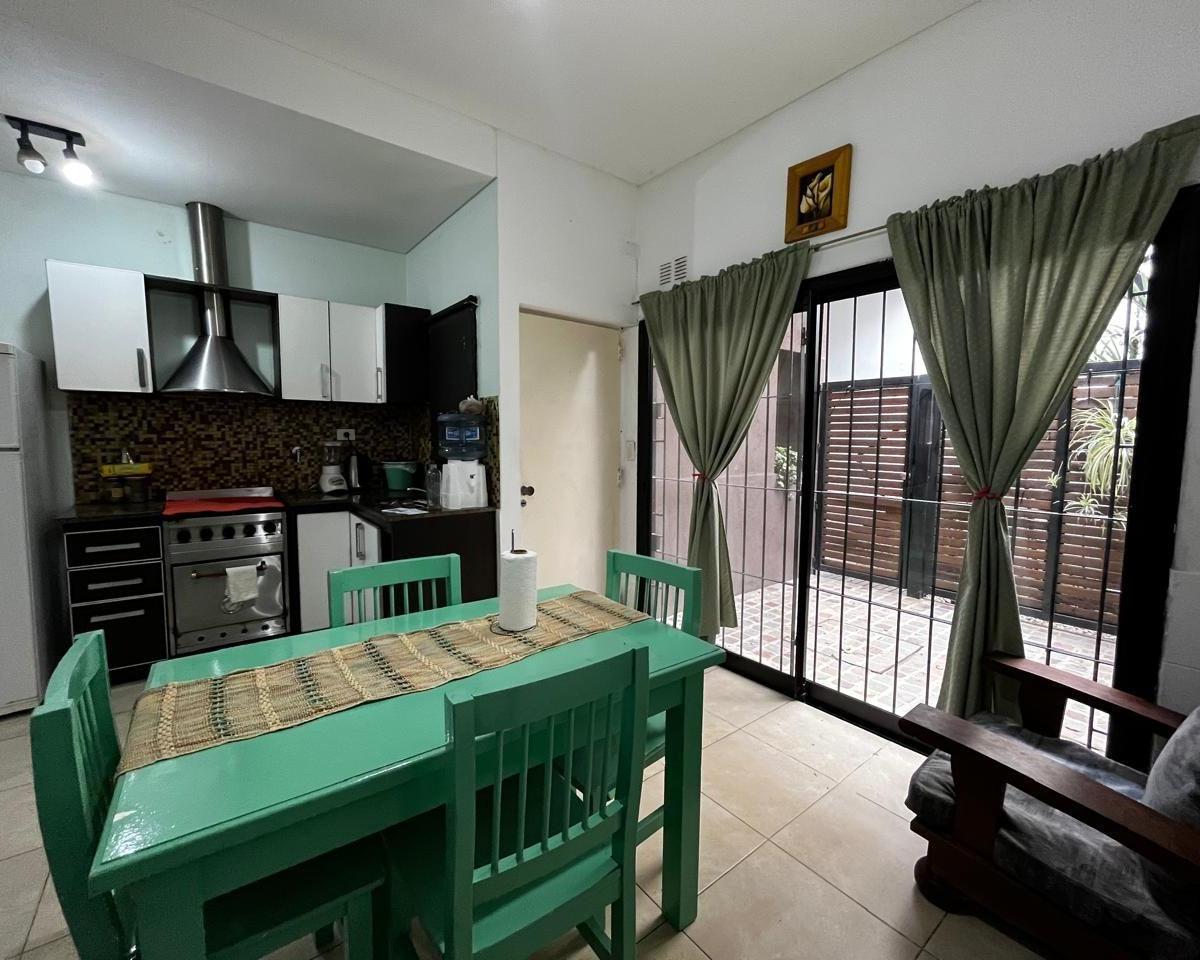 Foto de VENTA Departamento 4 Ambientes Bernal, imagen 2