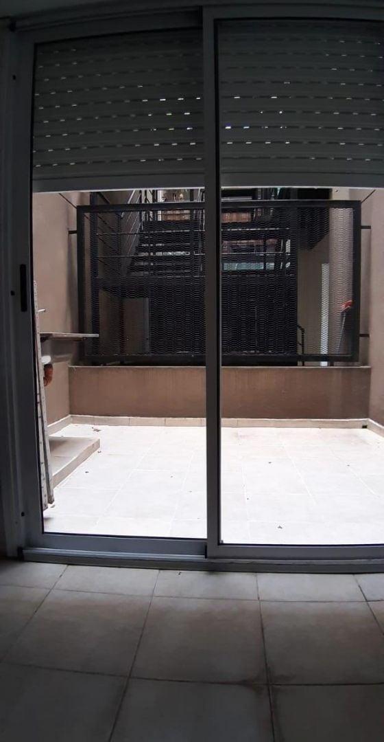 VENTA Depto. 2 Ambientes Bernal.