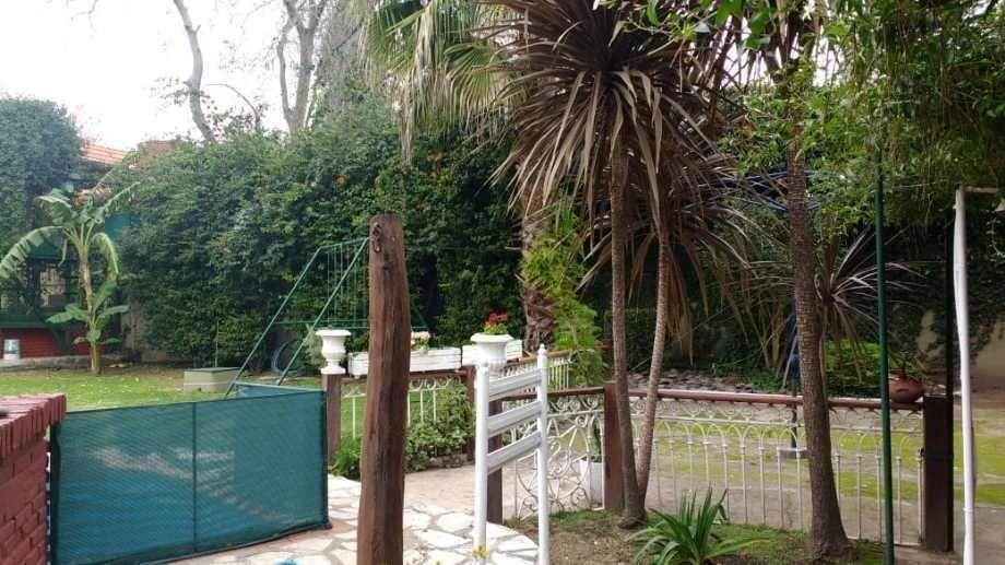 Venta Casa 4 Ambientes Quilmes 2