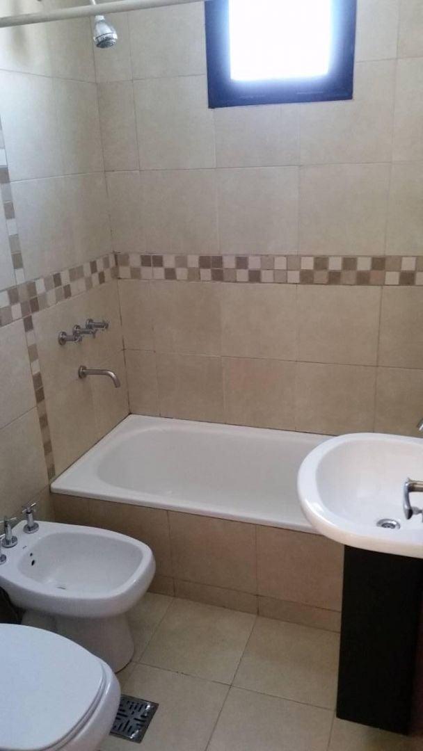 VENTA Departamento 2 Ambientes Bernal