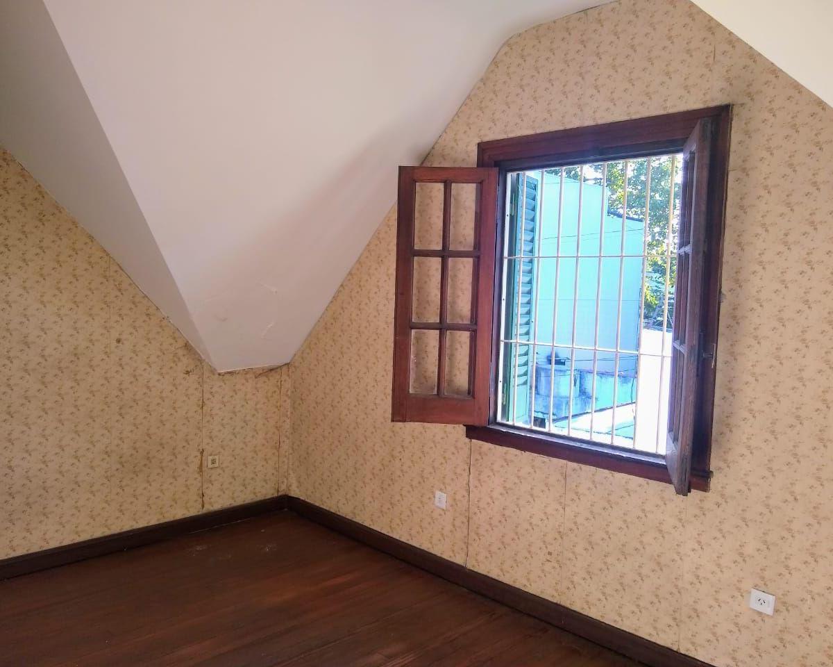 Foto de VENTA Casa 5 Ambientes Bernal, imagen 4