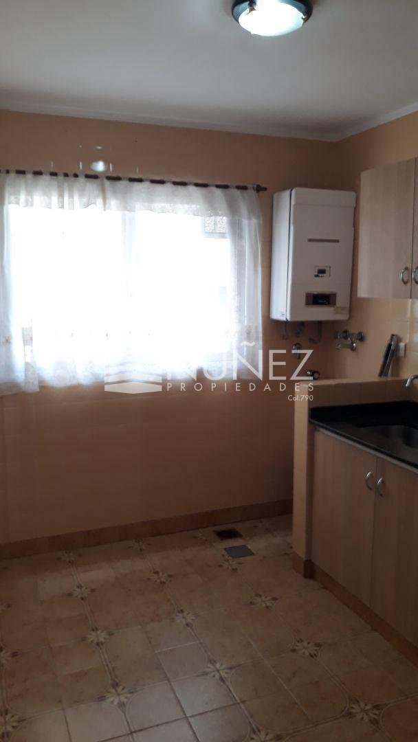 Venta Departamento 3 Ambientes Bernal