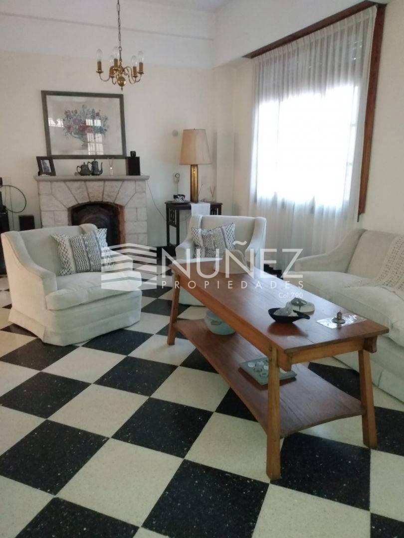 Venta Casa 4 Ambientes Bernal