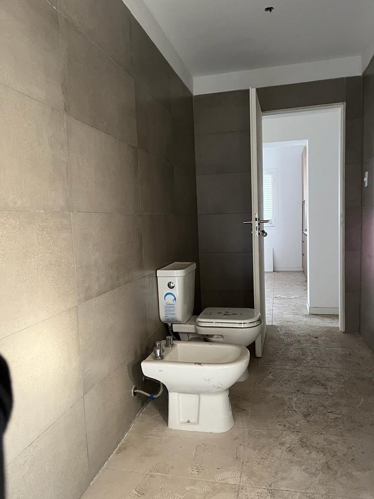 Venta Departamento 3 Ambientes Bernal 2