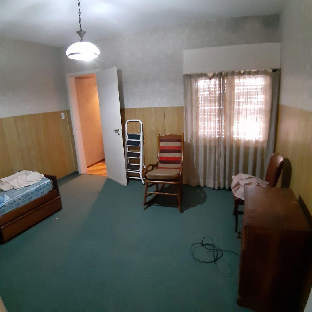 Venta Casa 5 Ambientes Bernal 1
