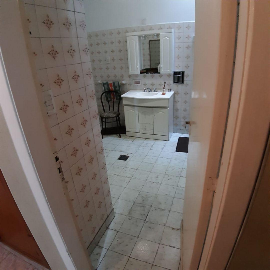 Venta Casa 5 Ambientes Bernal 4
