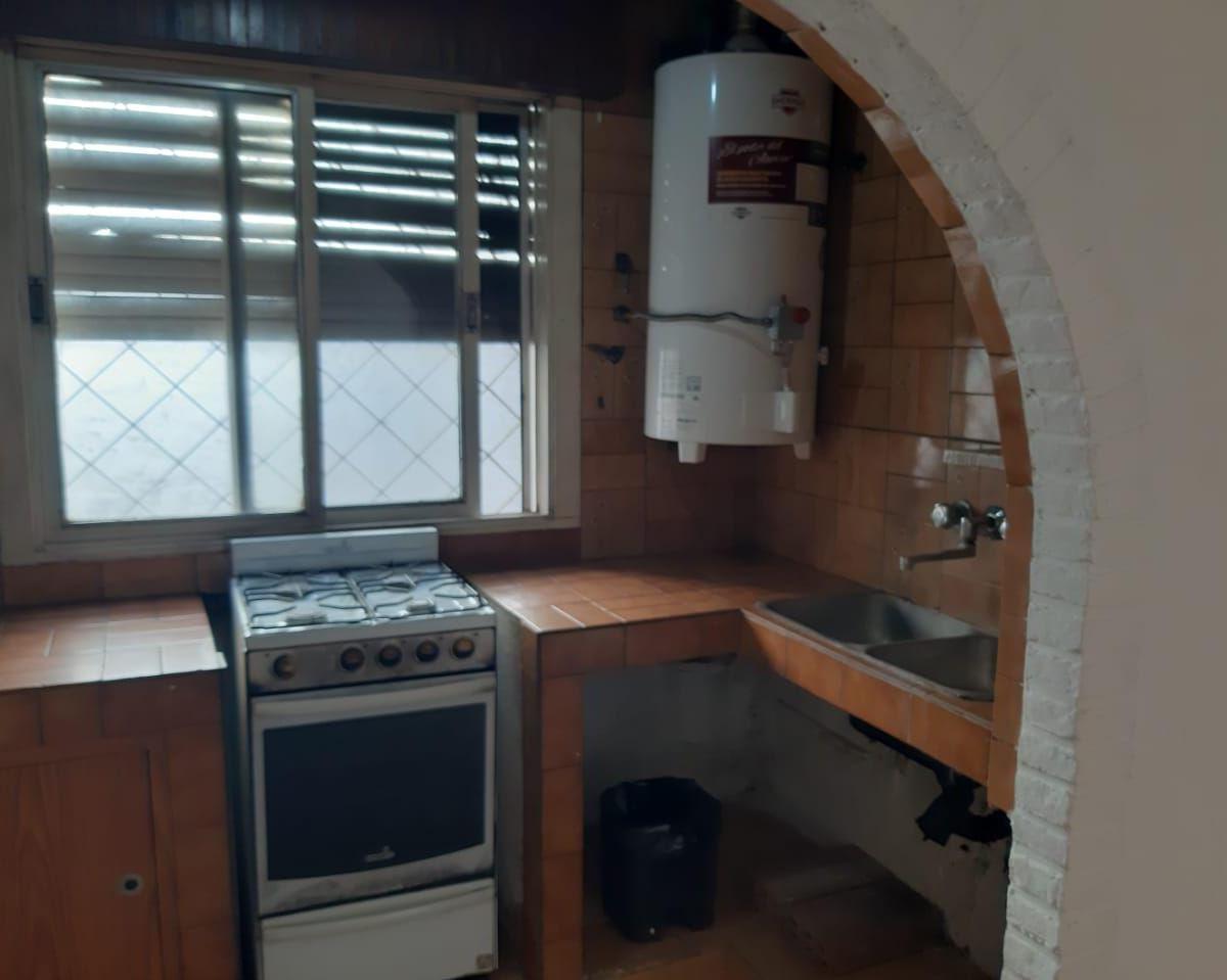 Venta Casa 2 Ambientes Bernal 5