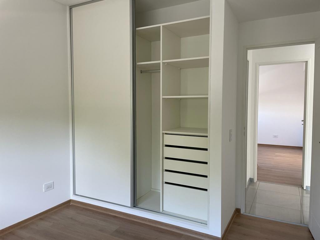 Venta Departamento 3 Ambientes Bernal 2