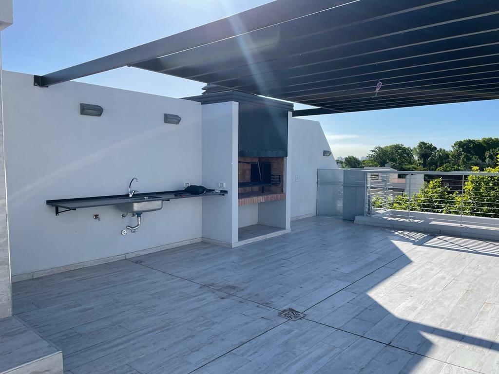 Venta Departamento 3 Ambientes Bernal 5