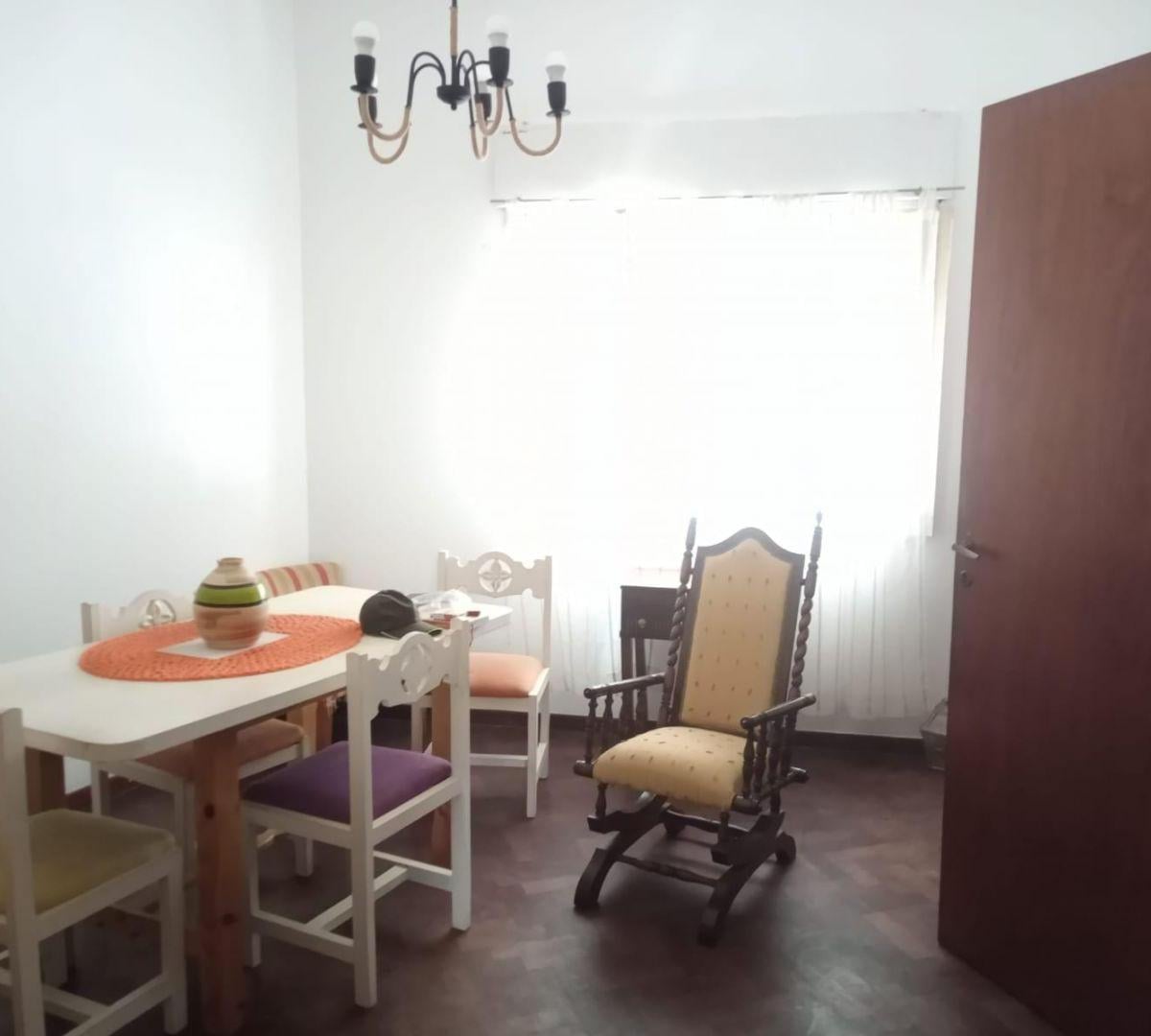 VENTA Casa 3 Ambientes en Bernal