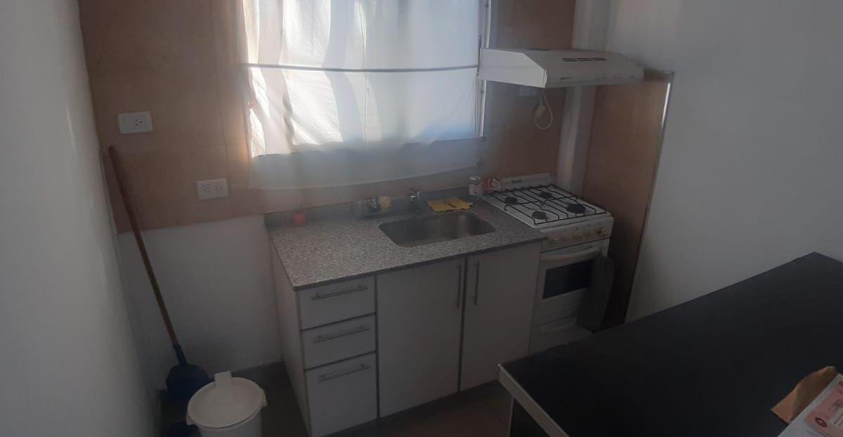Venta Casa 2 Ambientes en Quilmes 2