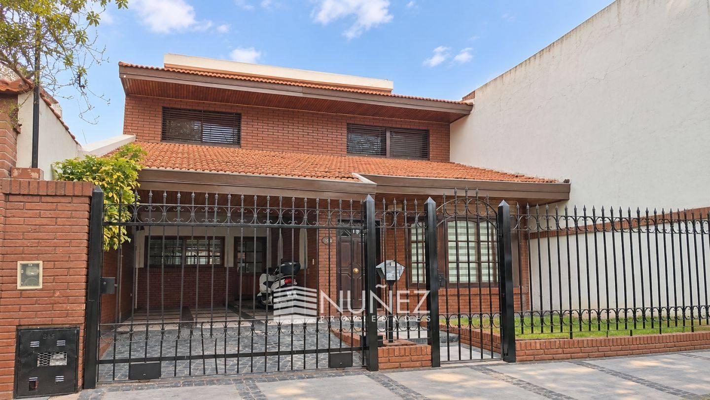 Foto de VENTA Casa en Bernal, Quilmes MUY BUEN ESTADO GENERAL Y MUY LUMINOSA, imagen 1