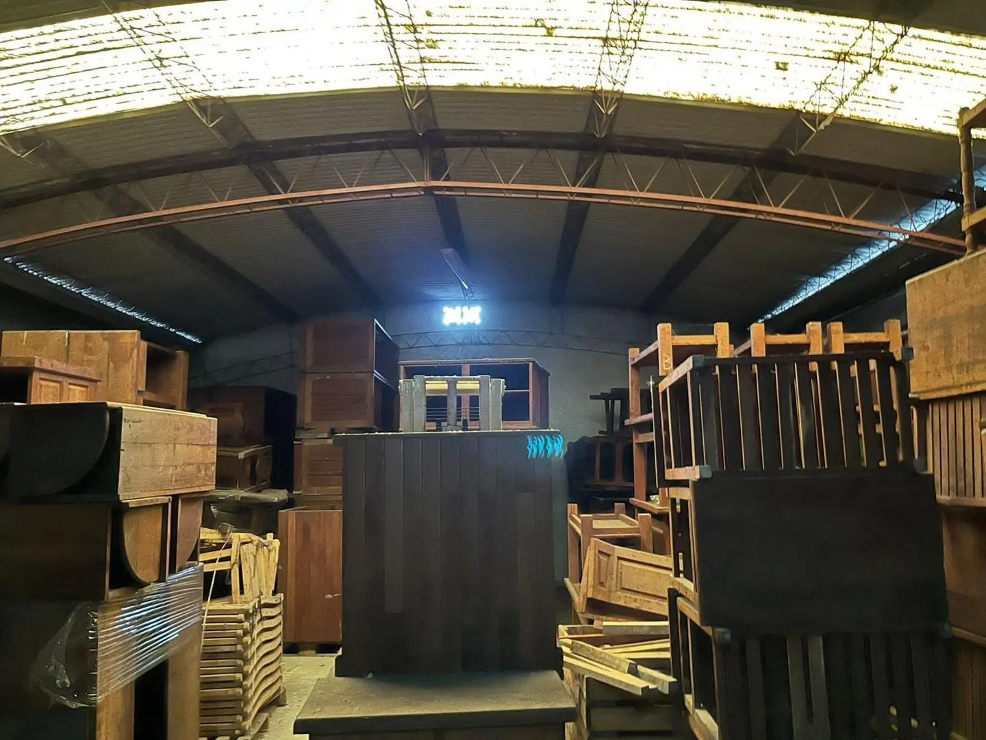 Excepcional ubicación - 570m2 utilizables - Tigre. 5