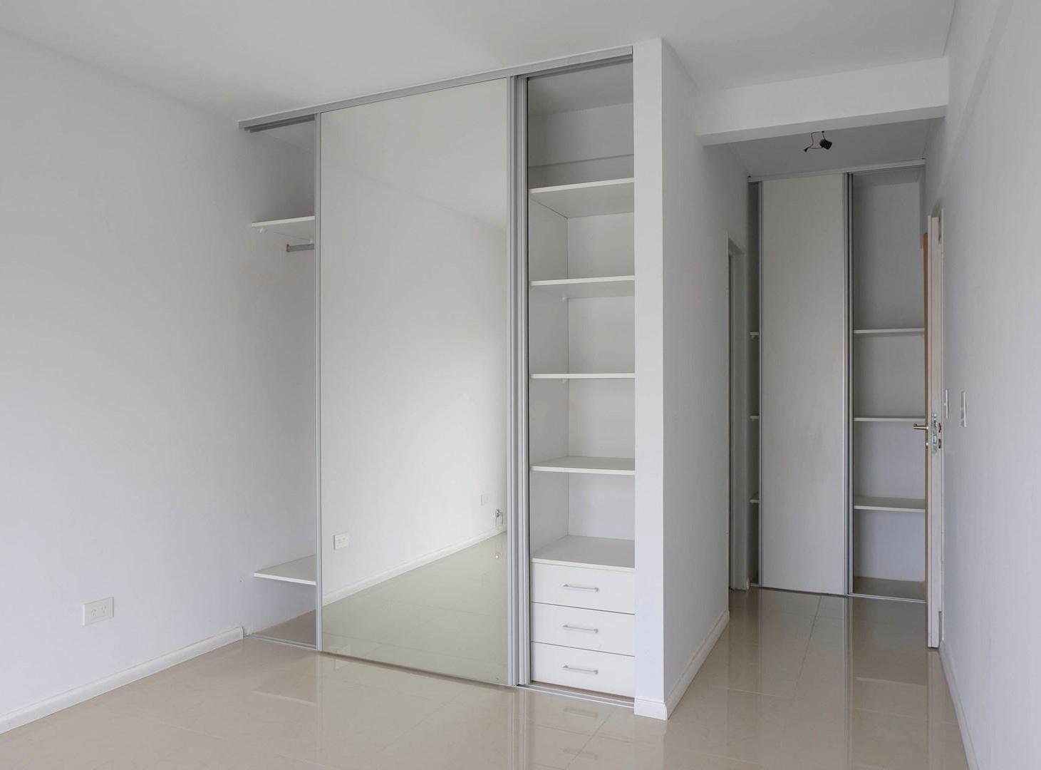 Foto de 2 ambientes - 2 baños - Gran balcón - San Fernando., imagen 3