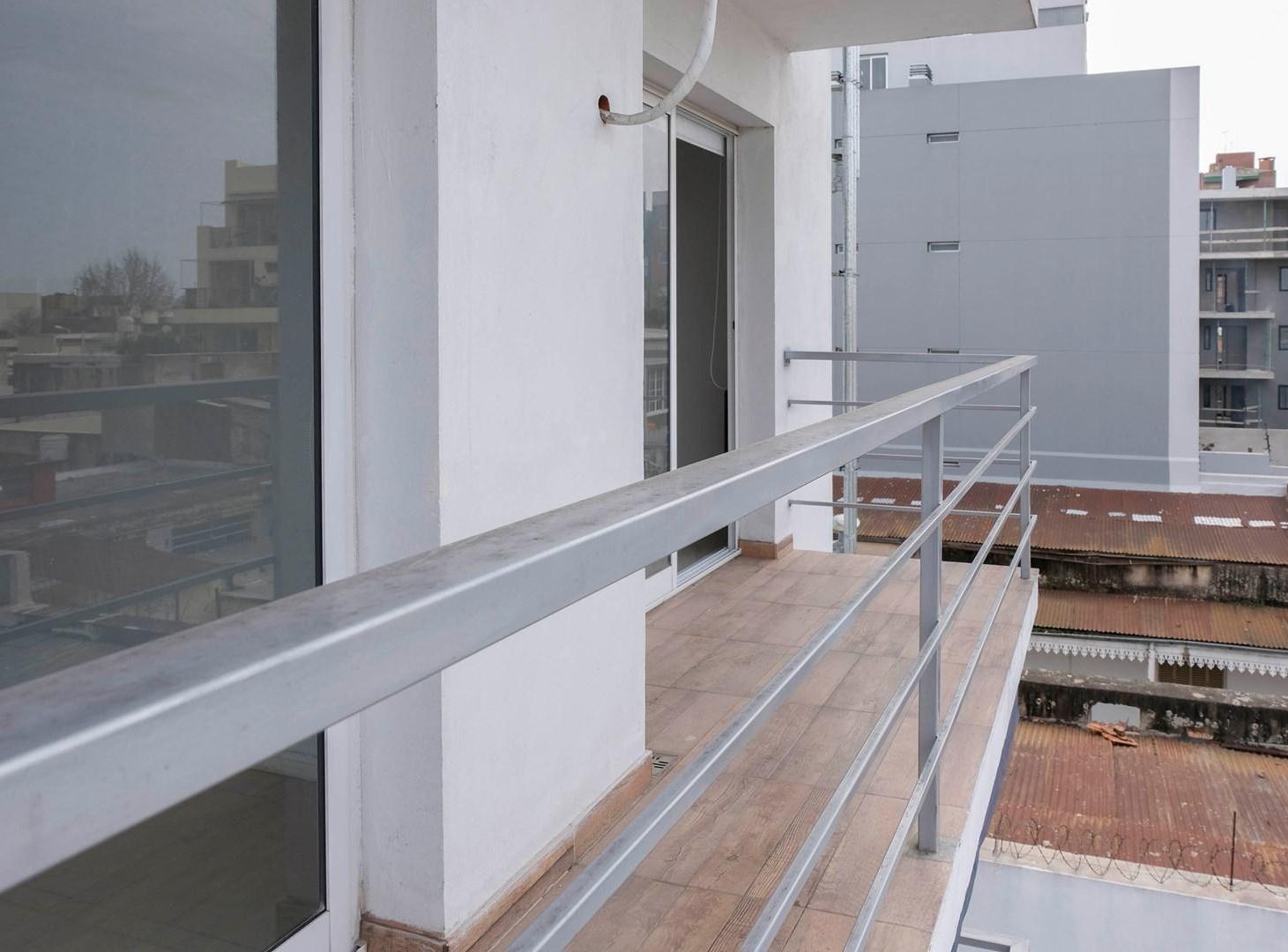 Foto de 2 ambientes - 2 baños - Gran balcón - San Fernando., imagen 4