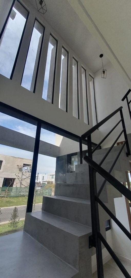 Foto de 4 dorm.-3 baños - Master suite - Imperdible!., imagen 3