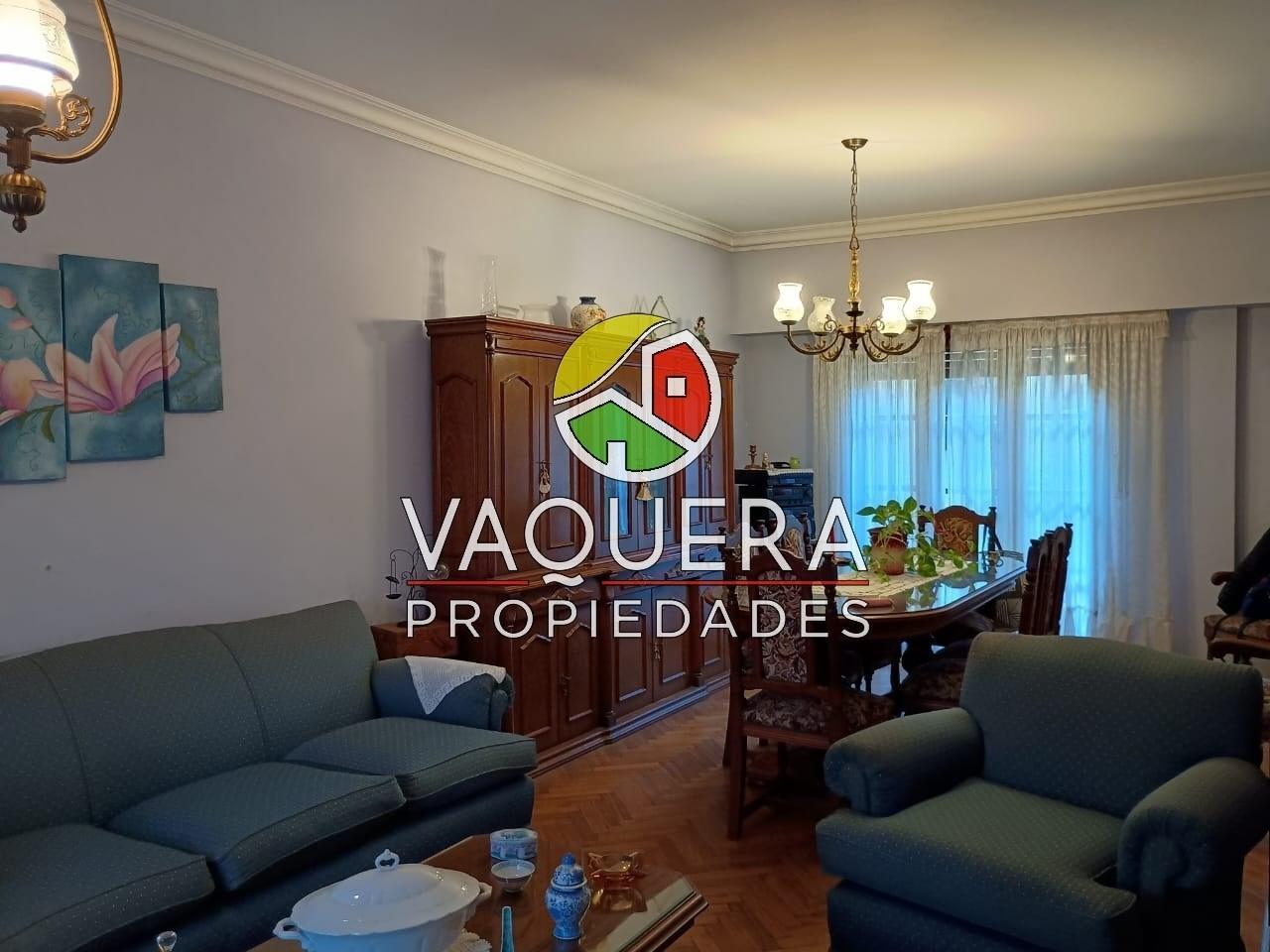 Foto de PH - 3 dorm. - 2 baños - 2 balcones - Patio., imagen 3