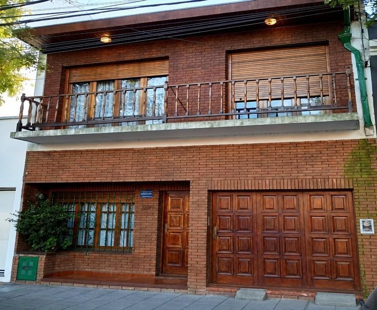 Foto de PH dos plantas - 3 dormitorios - 2 baños - Patio con parrilla., imagen 1