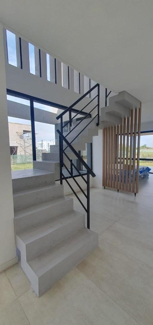 Foto de 4 dorm.-3 baños - Master suite - Imperdible!., imagen 3