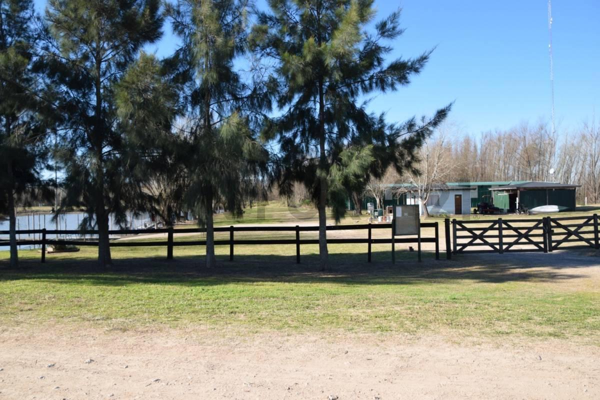 Venta de lote en Chacras del Paraná Club de Campo con financiación
