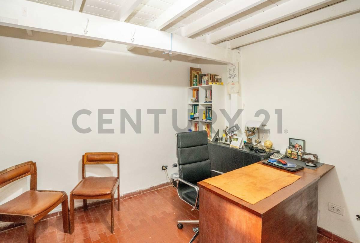 Venta PH 5 Ambientes con Cochera Apto Crédito Caballito Sur. 2