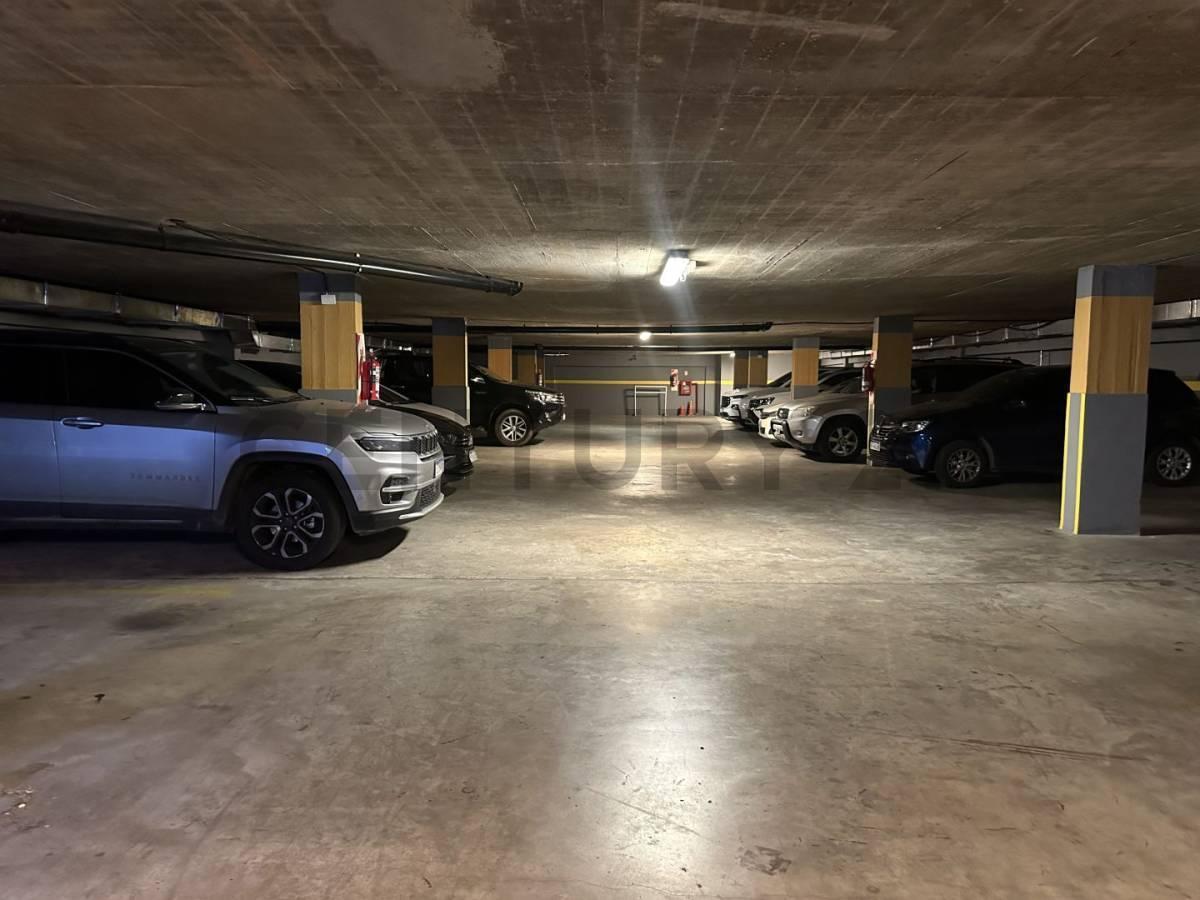 Depto U Oficina en Venta con 3 Cocheras 5