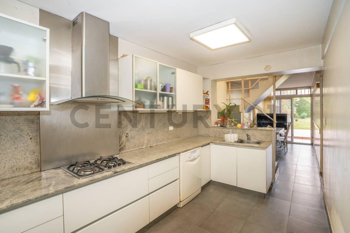 Venta Casa 5 Ambientes en Villa Ortuzar 3