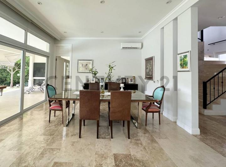 Foto de IMPECABLE CASA EN ALQUILER AMOBLADO EN CABOS DEL LAGO., imagen 3