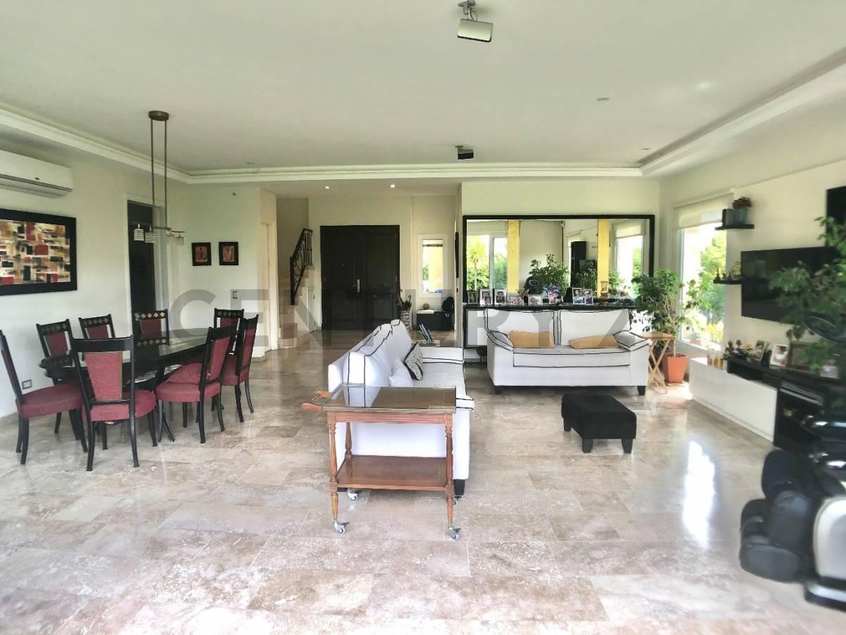 Foto de Imponente casa en venta en Los Lagos Nordelta Lote interno, imagen 4