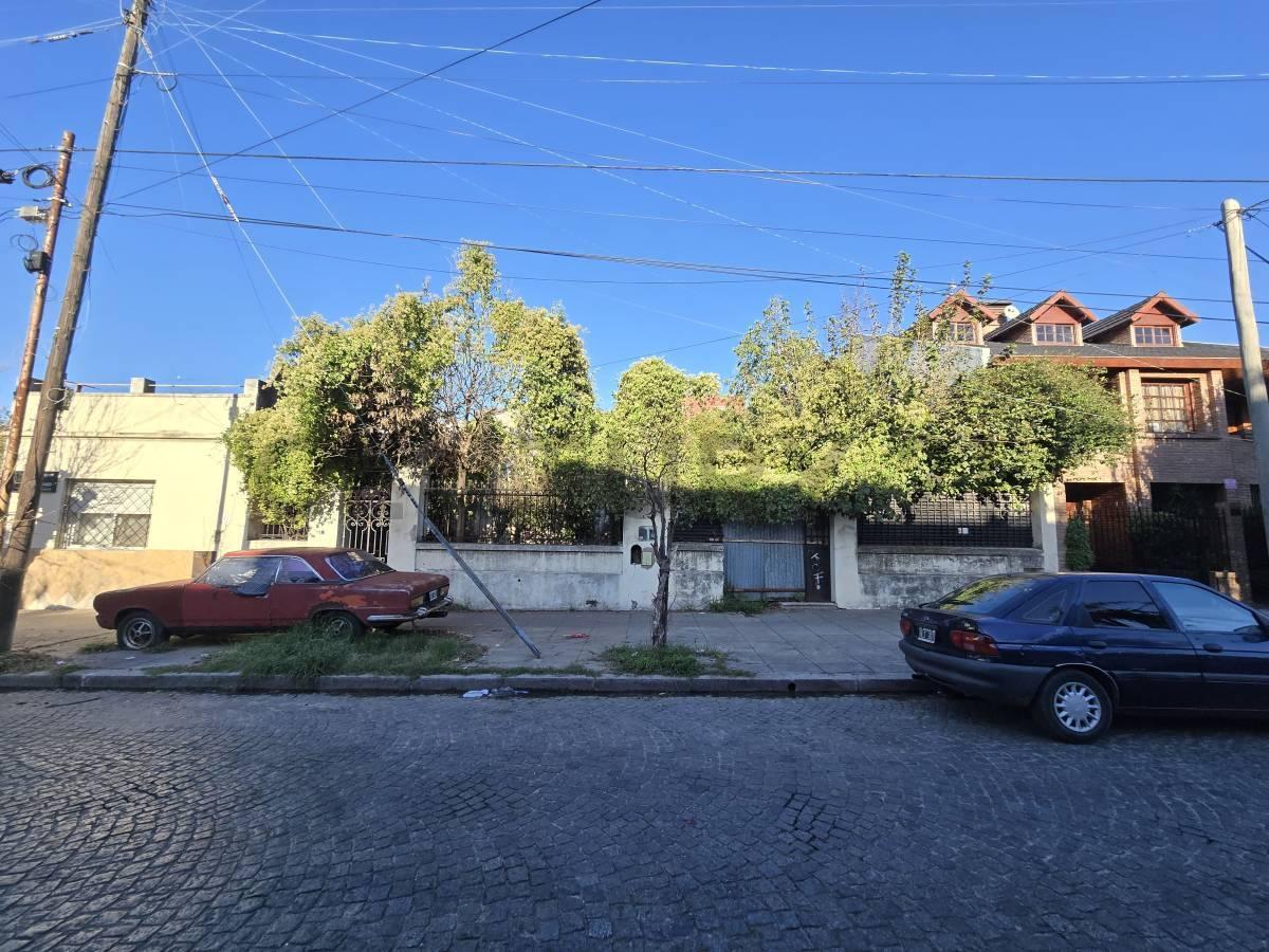 Terreno en Venta en Villa Lugano Doble Frente