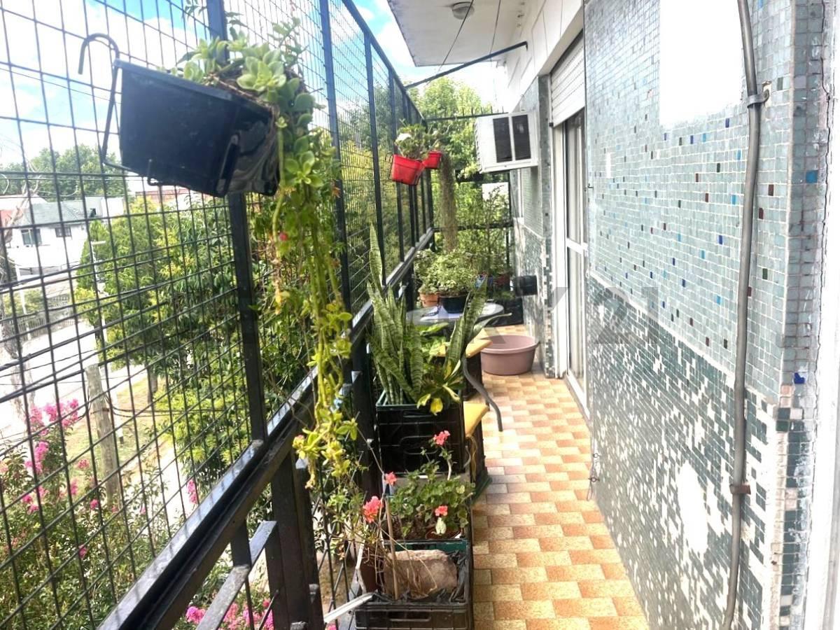 Foto de VENTA DEPARTAMENTO 3 AMBIENTES, POR ESCALERA MUY LUMINOSO Y AMPLIO., imagen 3