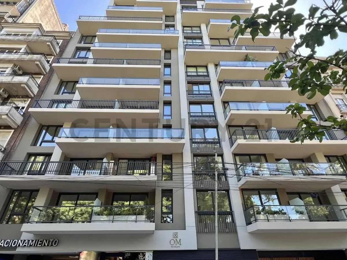 Alquiler depto 2 ambientes en Recoleta c/ Seg. 24 hs., amenities y cochera 2