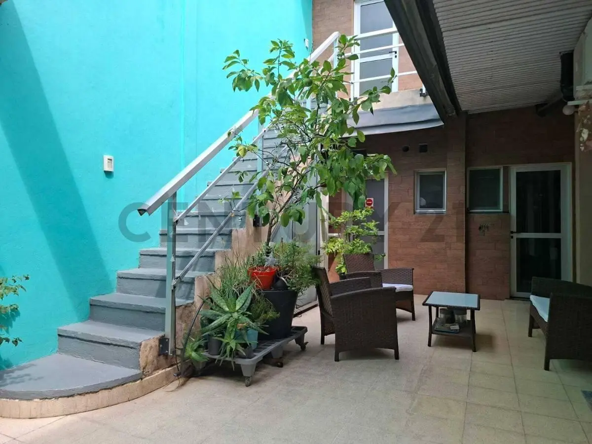 Alquiler de hermosa Casa de 5 ambientes en Saavedra tanto uso comercial como habitacional 3