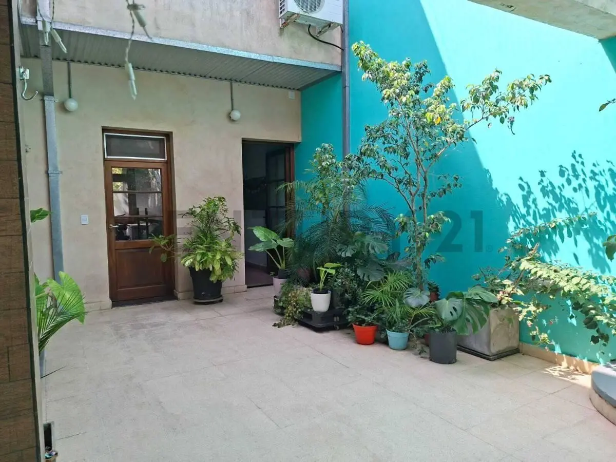 Alquiler de hermosa Casa de 5 ambientes en Saavedra tanto uso comercial como habitacional 4