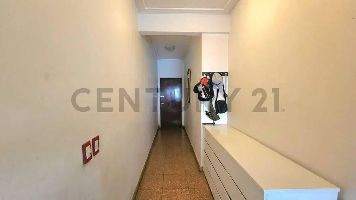 Venta 2 ambientes amplio en Floresta 2