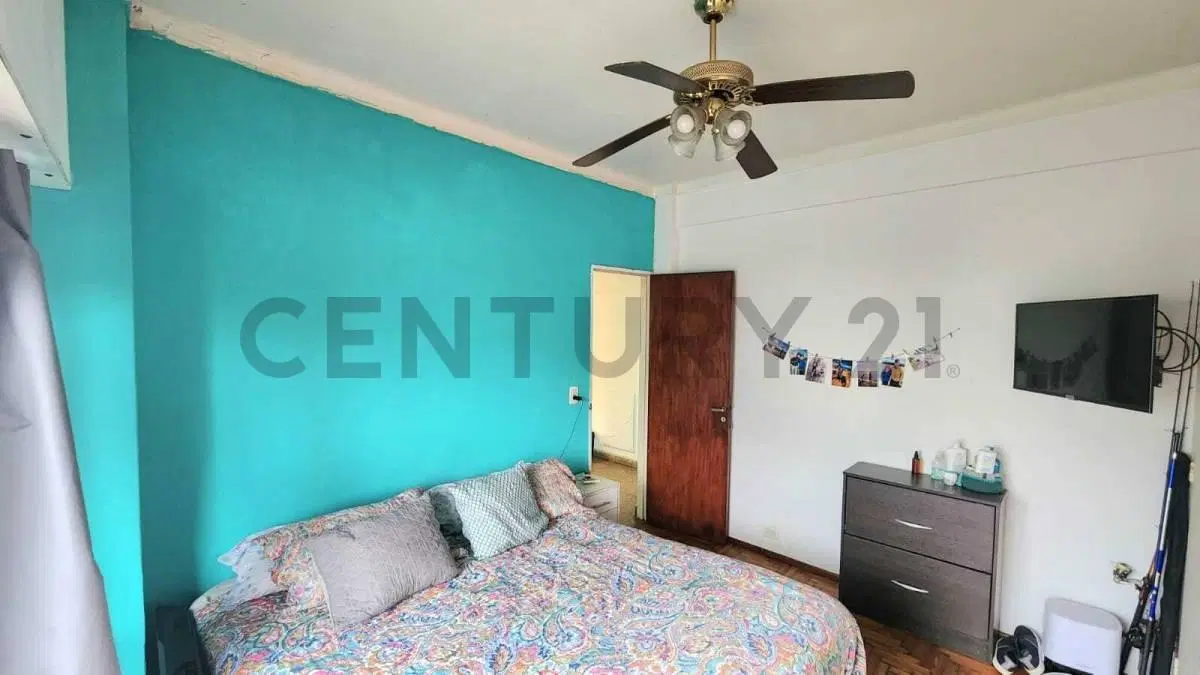 Venta 2 ambientes amplio en Floresta 5