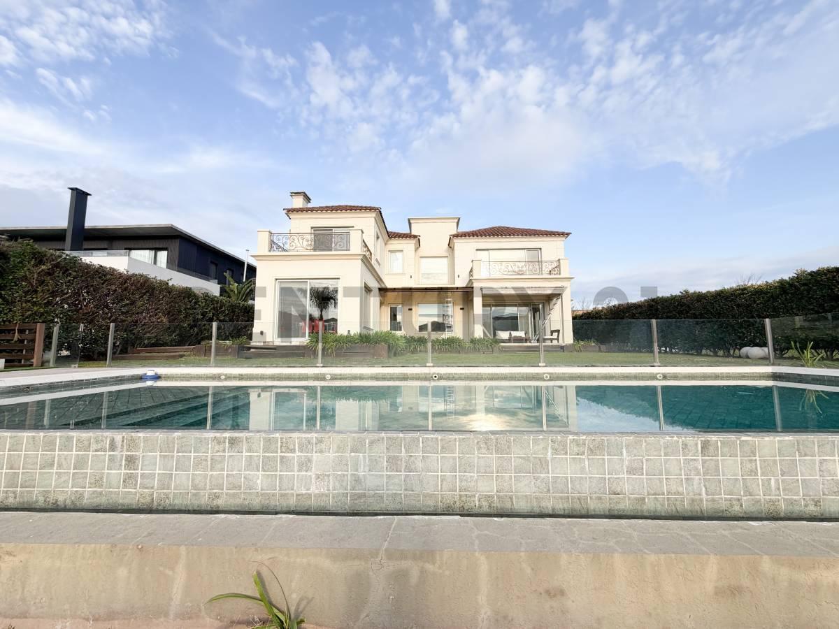 Foto de VENTA CASA AL LAGO EN CABOS DEL LAGO, imagen 5