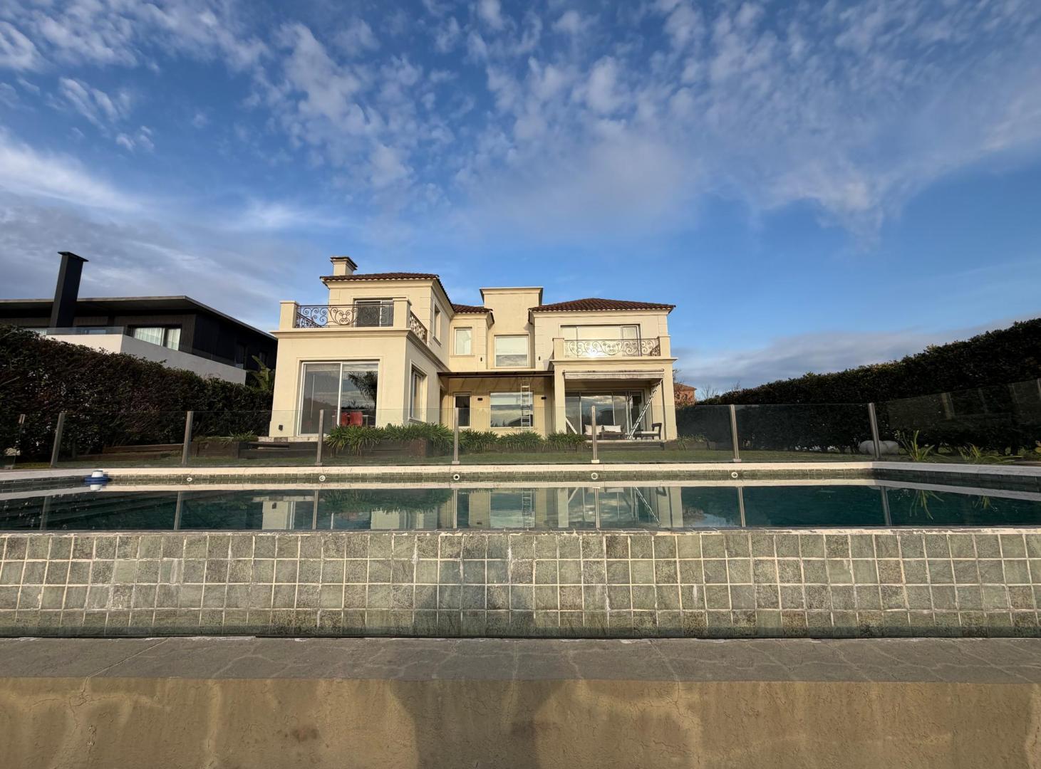 Foto de ALQUILER O VENTA CASA AL LAGO EN CABOS DEL LAGO, imagen 3