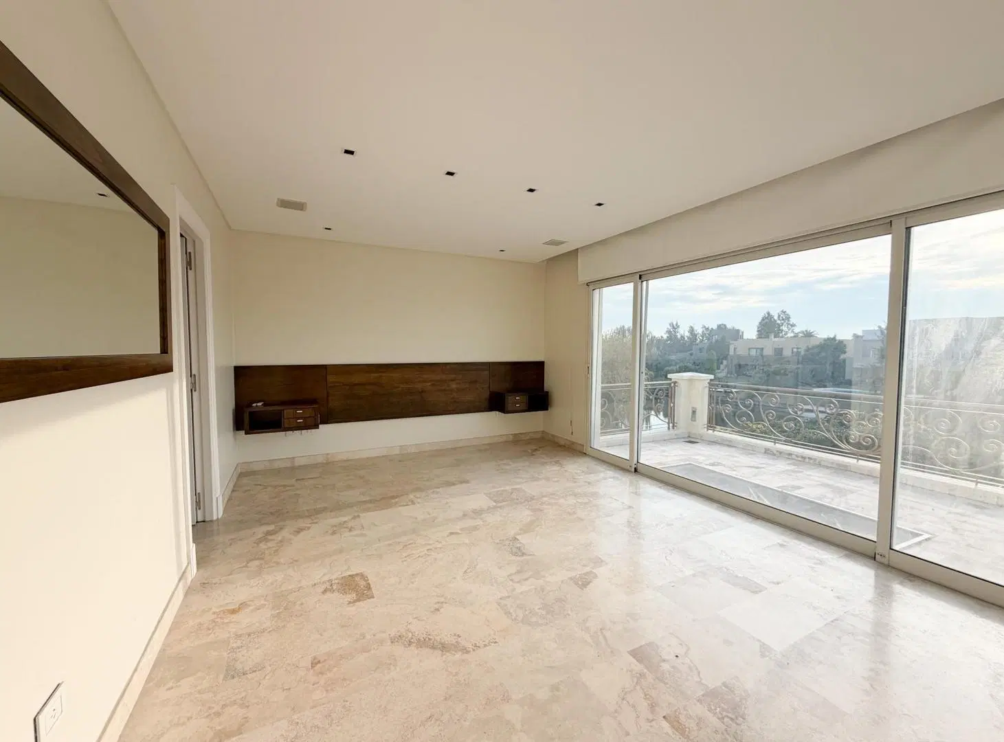 ALQUILER O VENTA CASA AL LAGO EN CABOS DEL LAGO 4